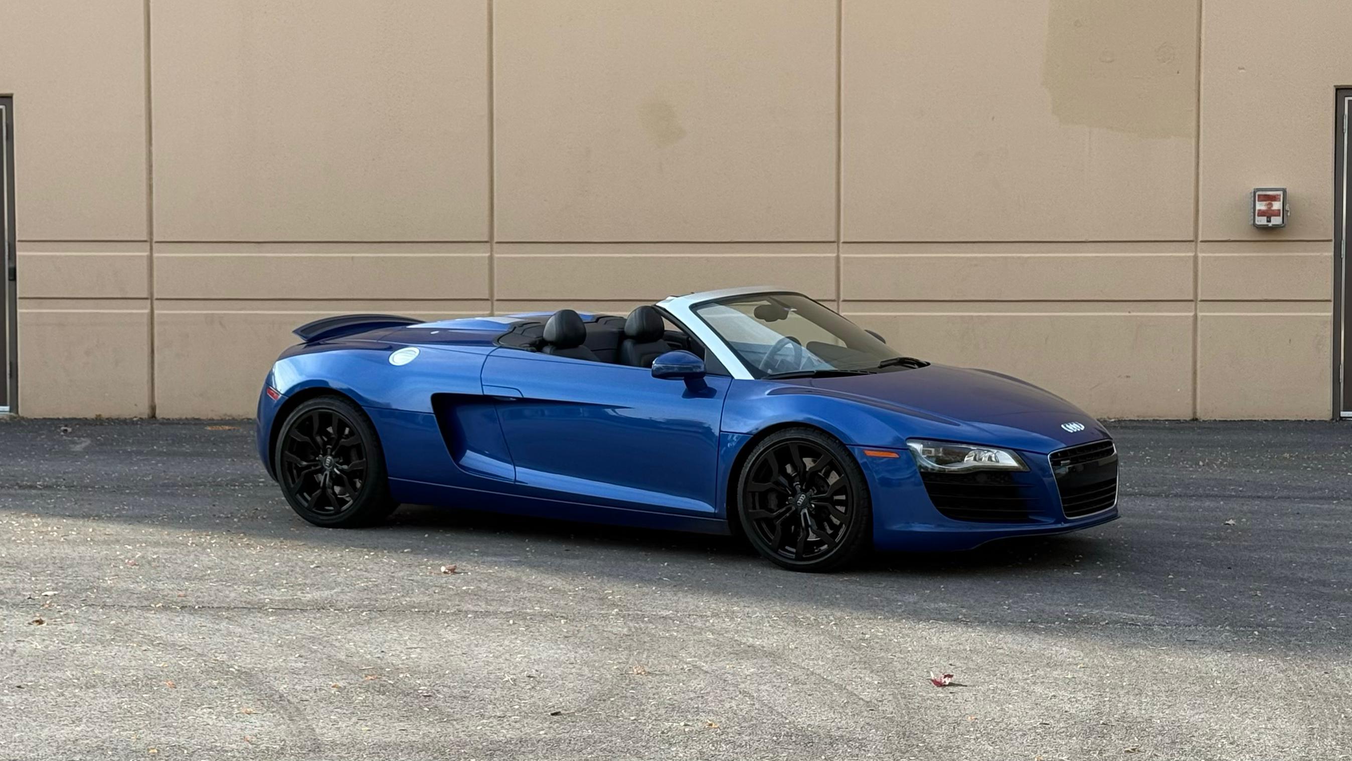 Audi R8 Spyder 2012 in Oak Lawn, IL