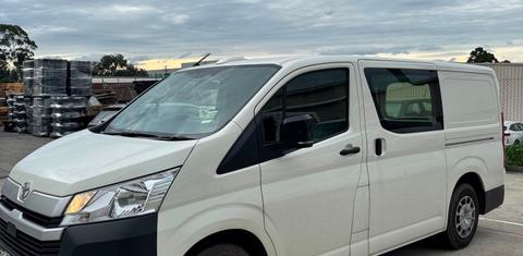 Toyota HIACE 2025