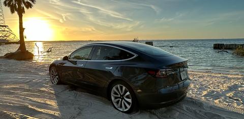 Tesla Model 3 2018