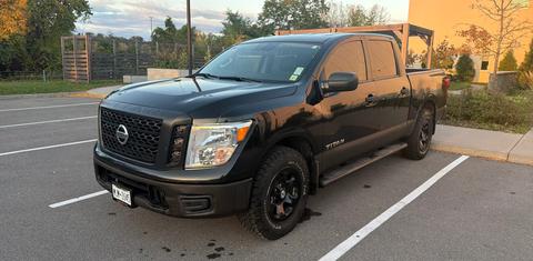 Nissan Titan 2018