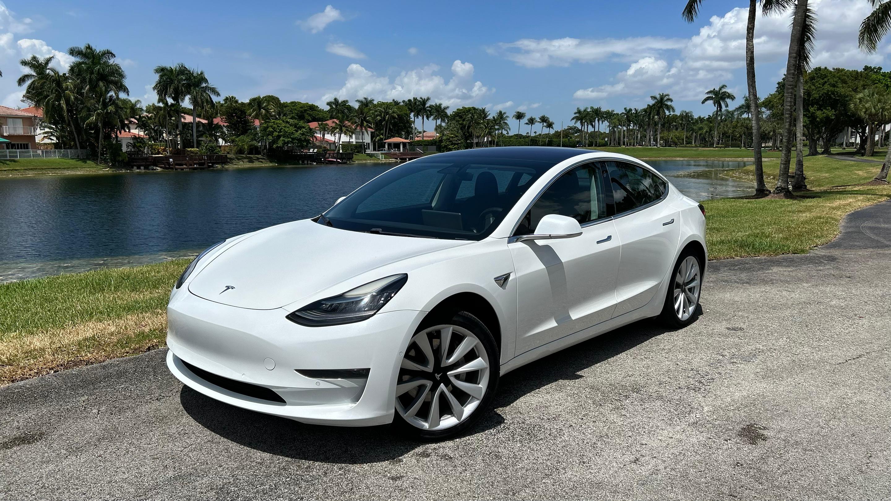 Tesla Model 3 2018 in Doral, FL