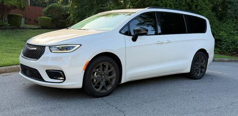 Chrysler Pacifica 2026