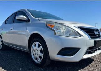 Nissan Versa car