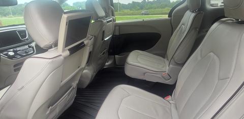 Chrysler Pacifica 2017