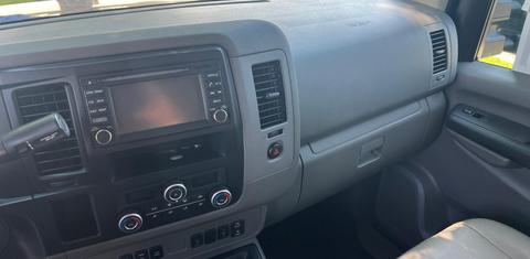 Nissan NV 2015