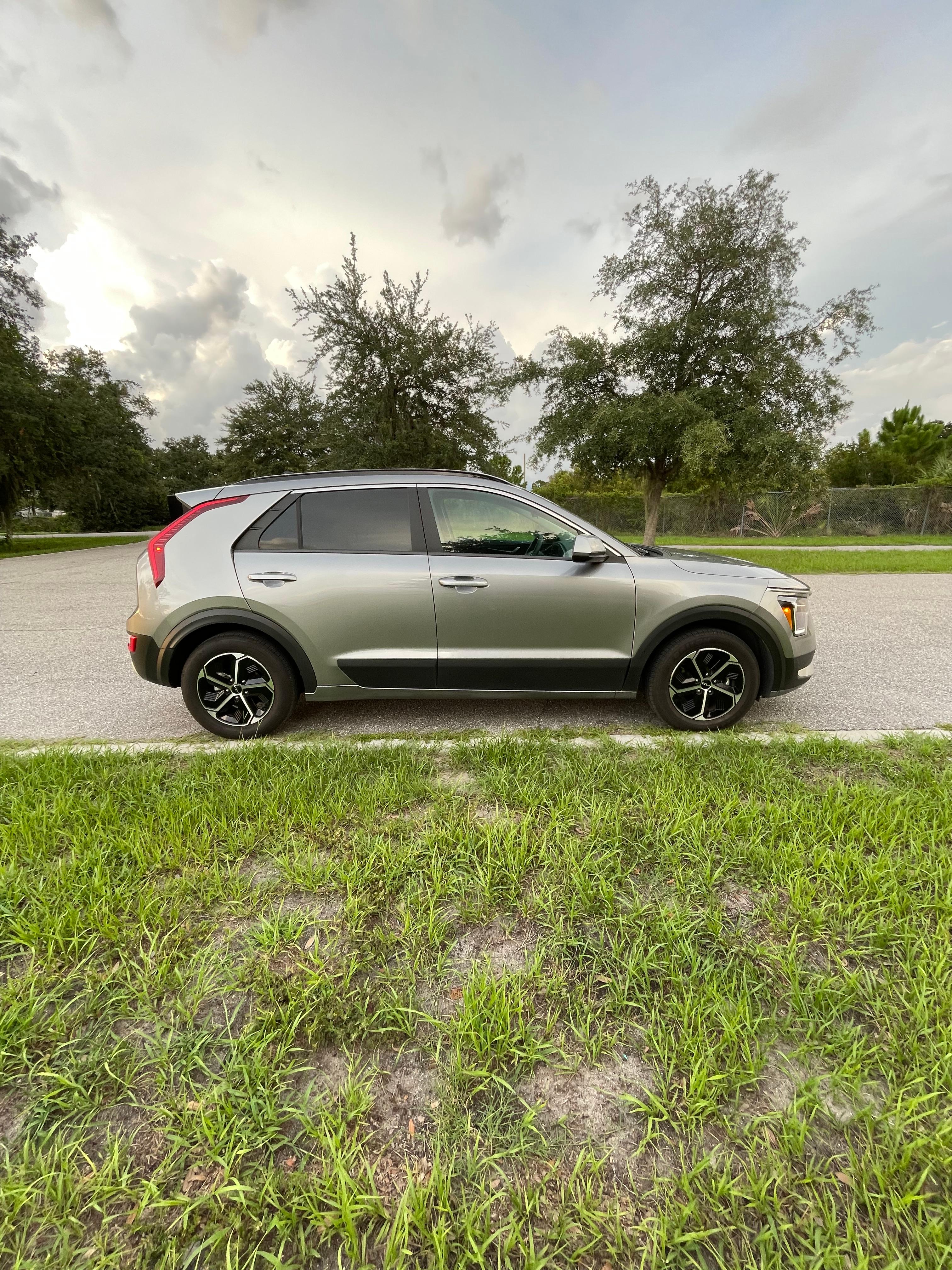 Kia Niro 2025 in Gibsonton, FL