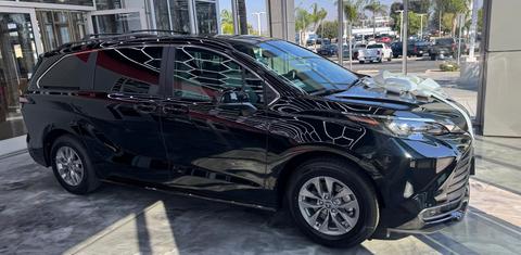 Toyota Sienna 2025