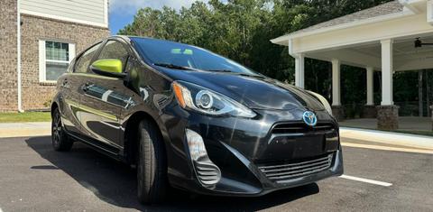 Toyota Prius c 2016