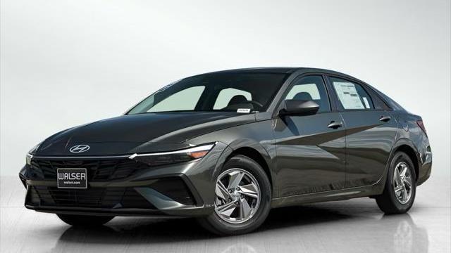 Hyundai Elantra 2026 in Elk River, MN