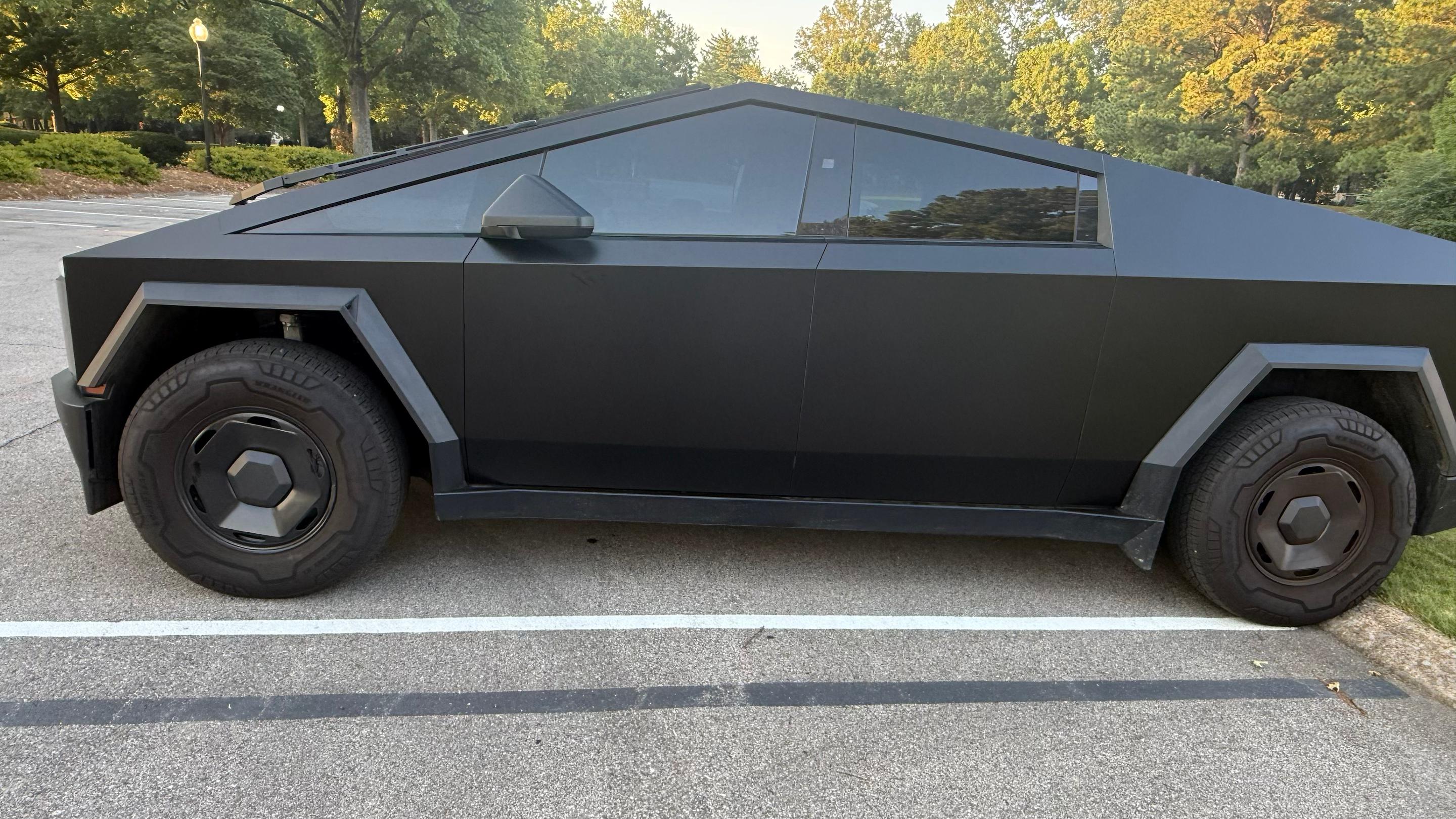 Tesla Cybertruck 2026 in Memphis, TN