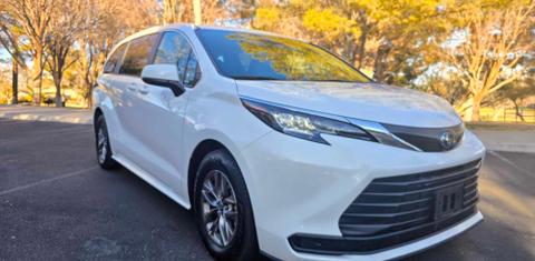 Toyota Sienna 2023