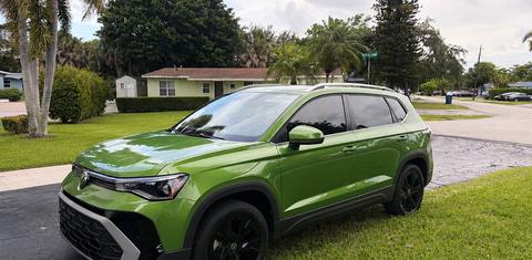 Volkswagen Taos 2025