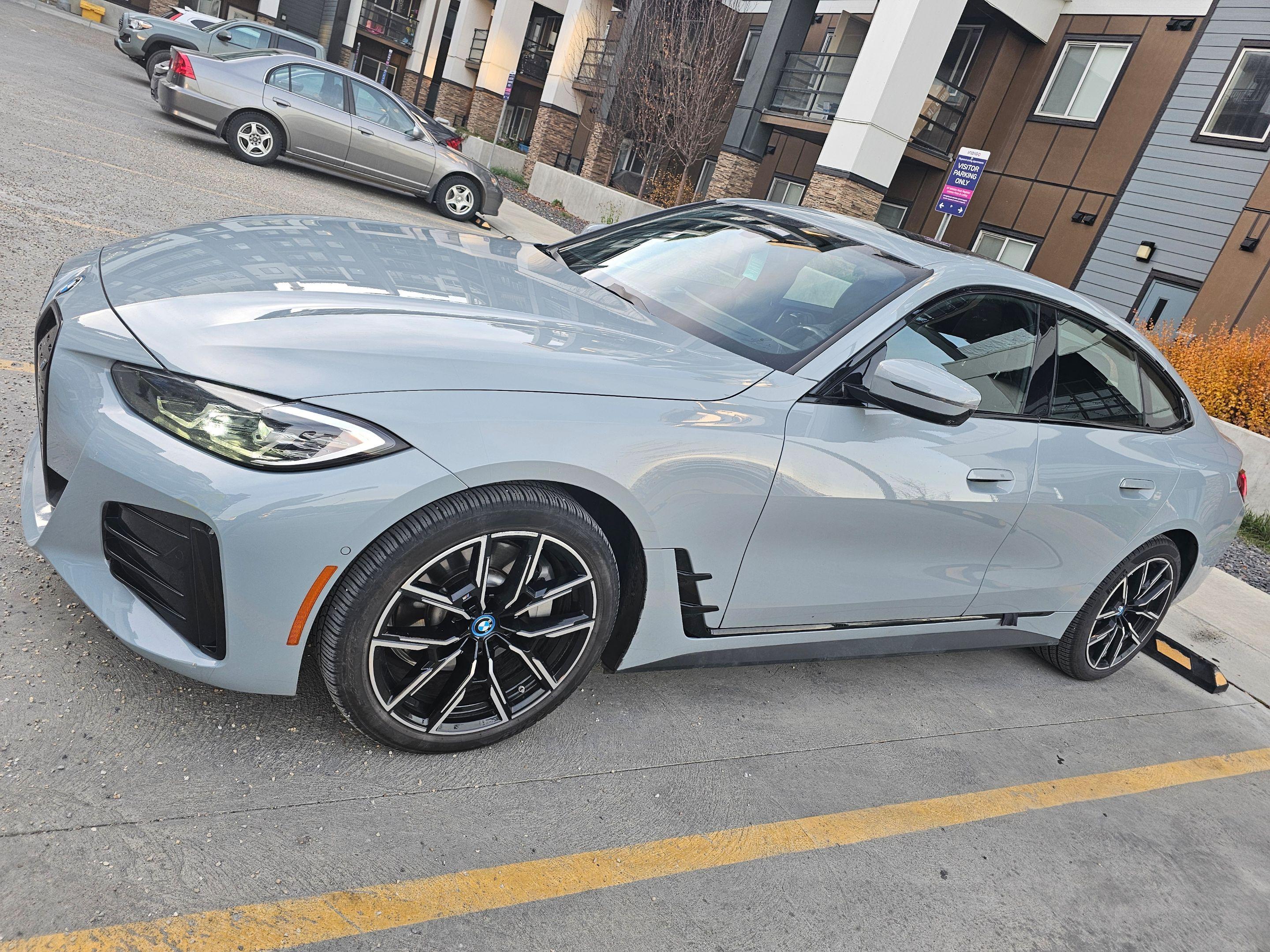 BMW i4 2022 à Calgary, AB