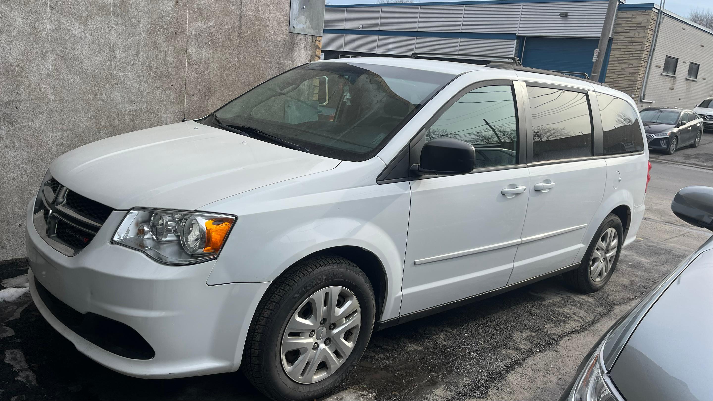 Dodge Grand Caravan 2016 à 