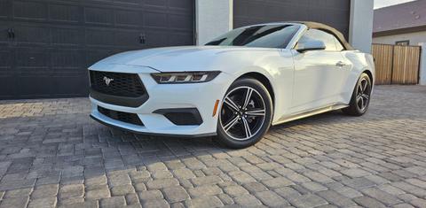Ford Mustang 2024
