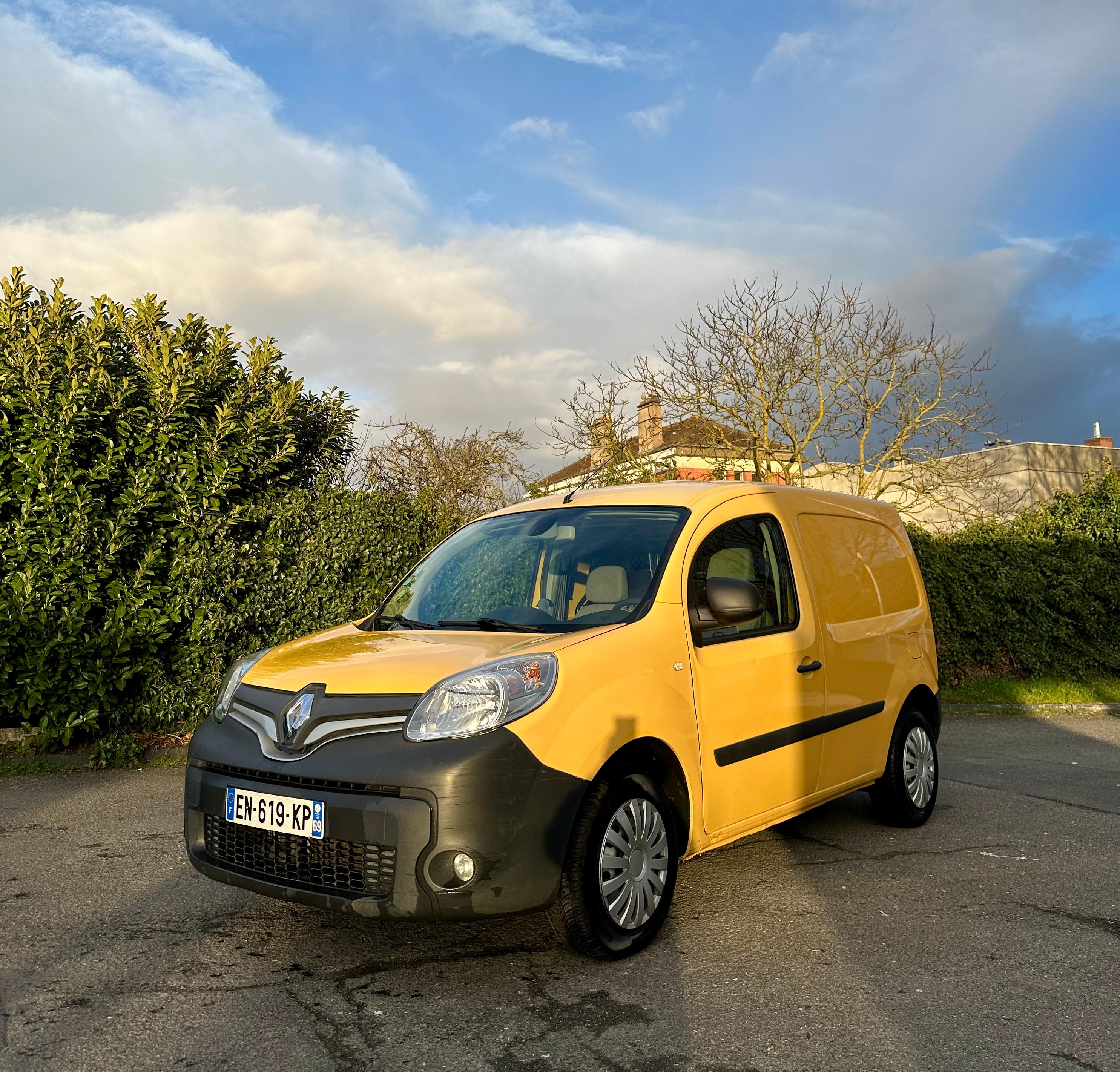 Renault KANGOO EXPRESS II 2017 à Viry-Châtillon