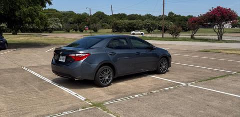 Toyota Corolla 2015