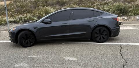 Tesla Model 3 2025