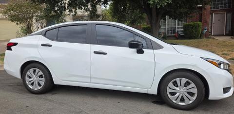 Nissan Versa 2023