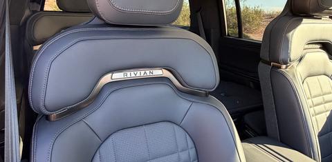 Rivian R1S 2026