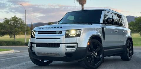 Land Rover Defender 2024