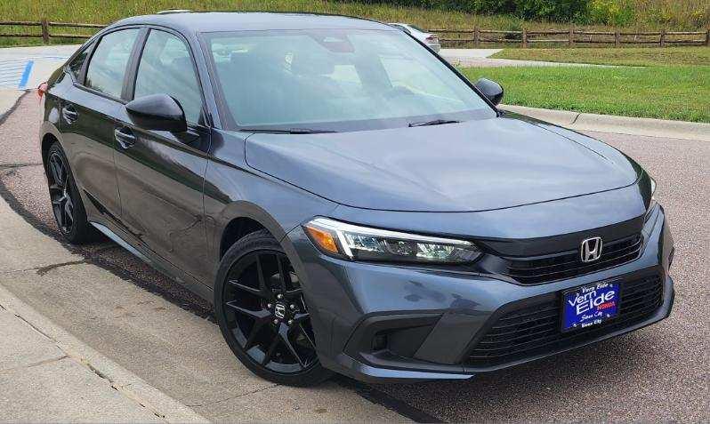 Honda Civic 2024 in Vermillion, SD