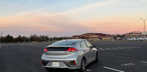 Hyundai Ioniq Hybrid 2022