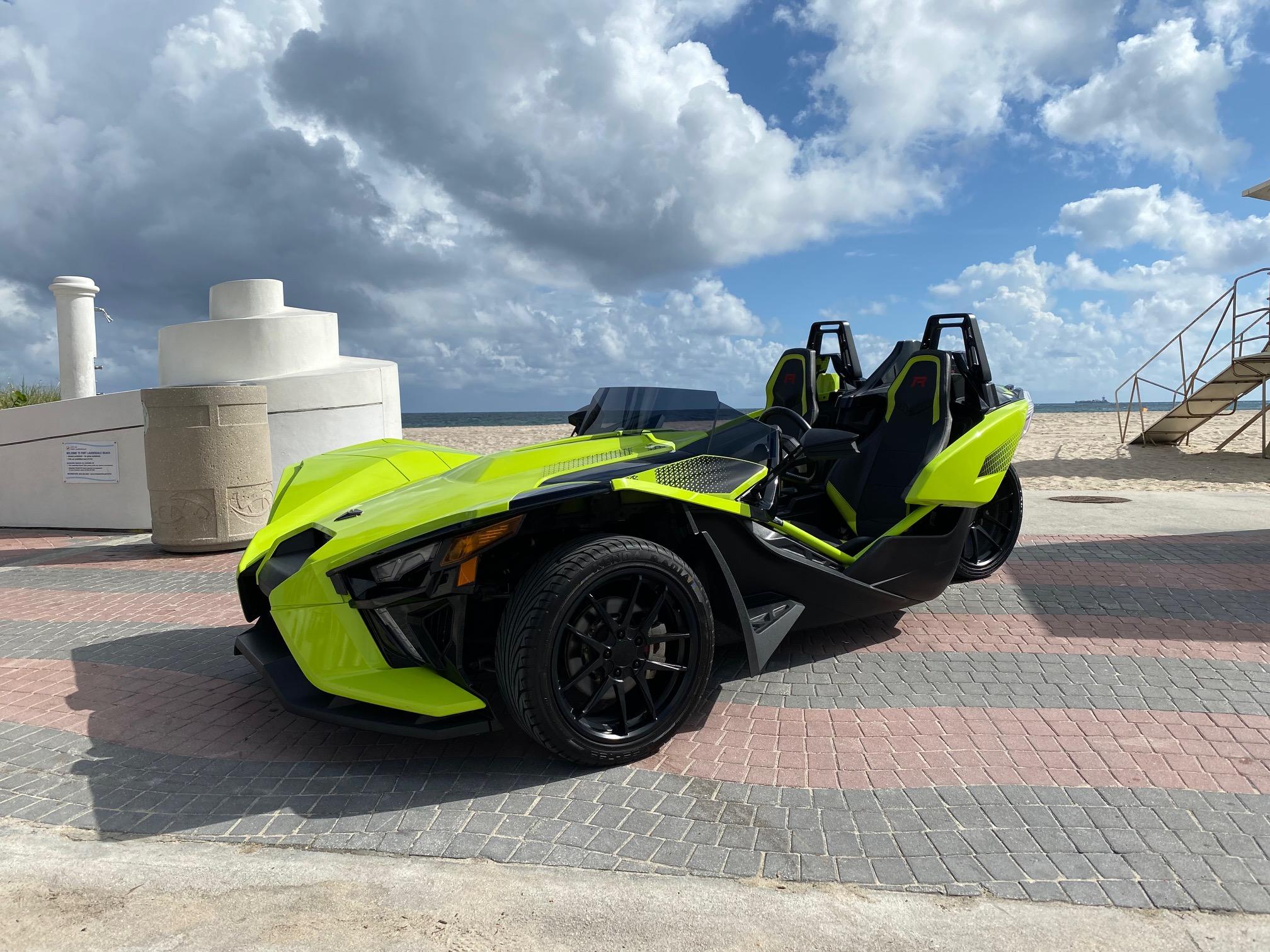 Polaris Slingshot 2021 in Miami Beach, FL