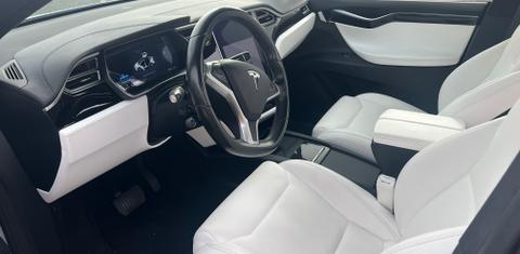Tesla Model X 2017