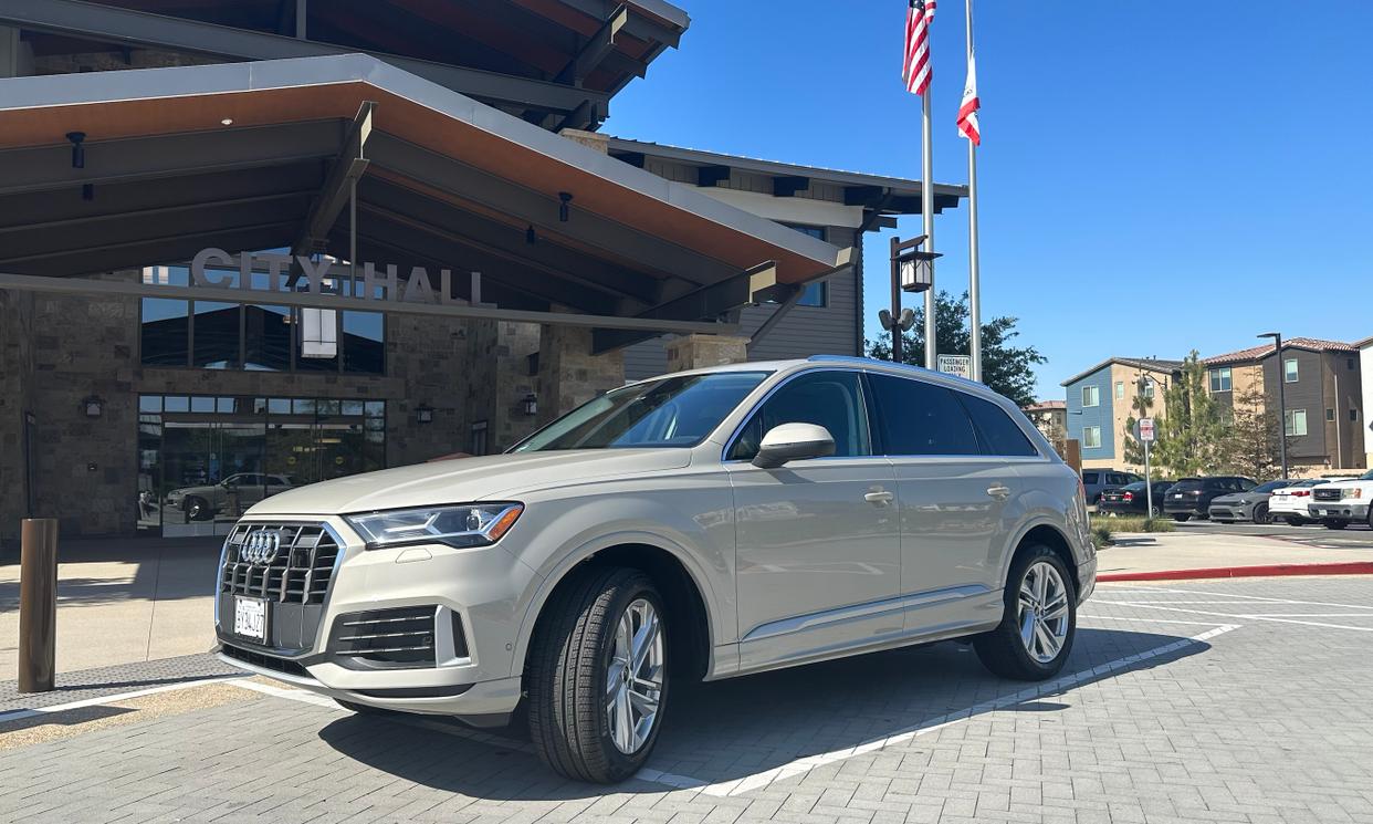 Audi Q7 2023 Premium