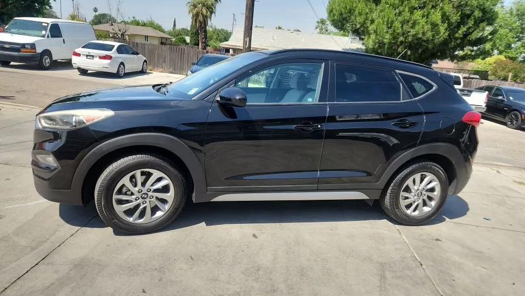 Hyundai Tucson 2017 in Fresno, CA