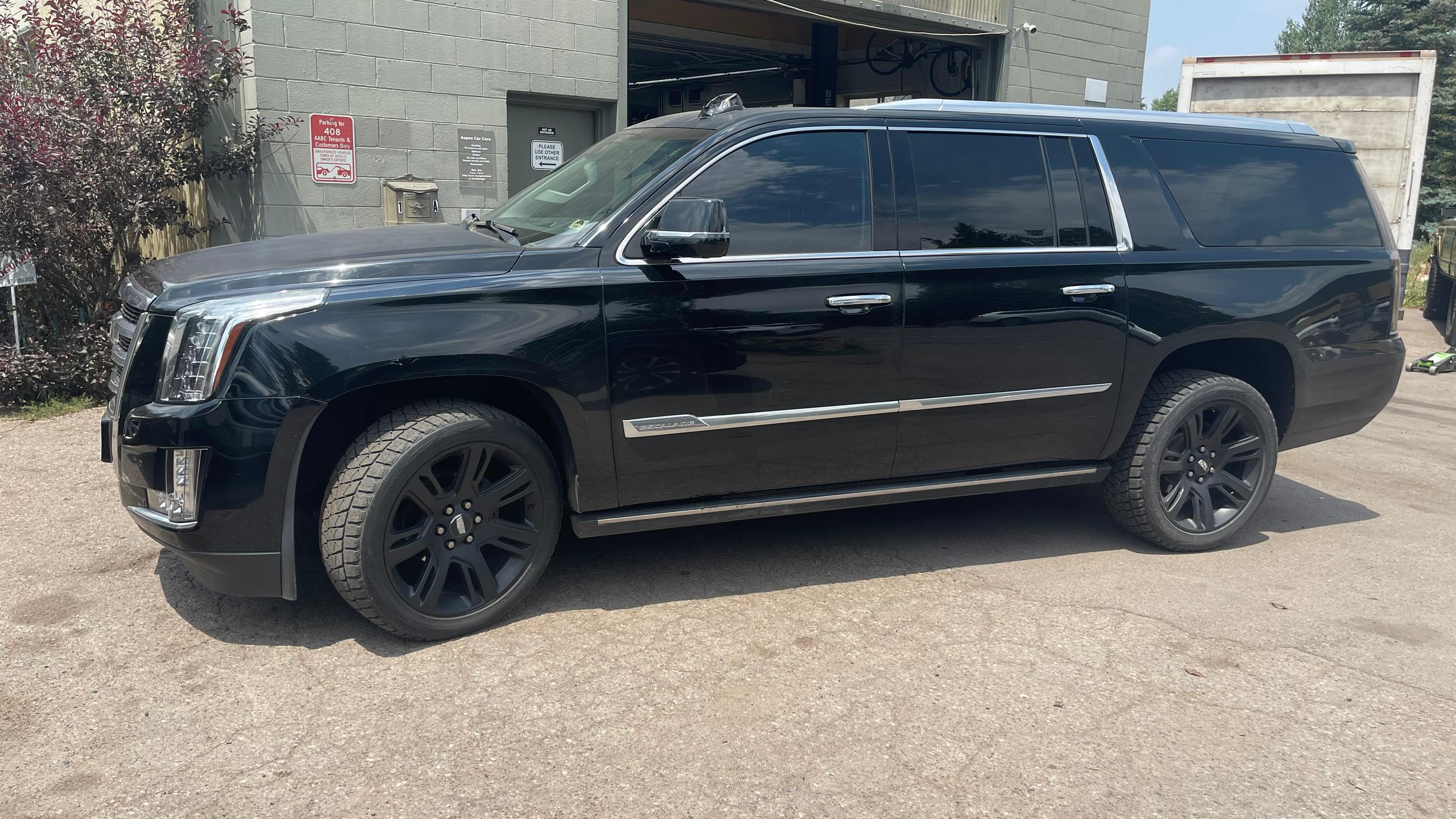 Cadillac Escalade ESV 2015 in Aspen, CO