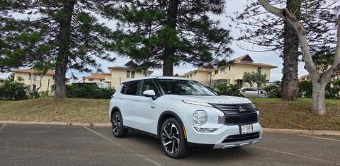 Mitsubishi Outlander Plug-In Hybrid 2024