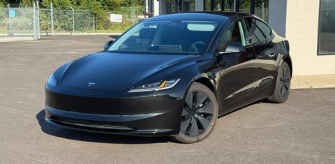 Tesla Model 3 2025