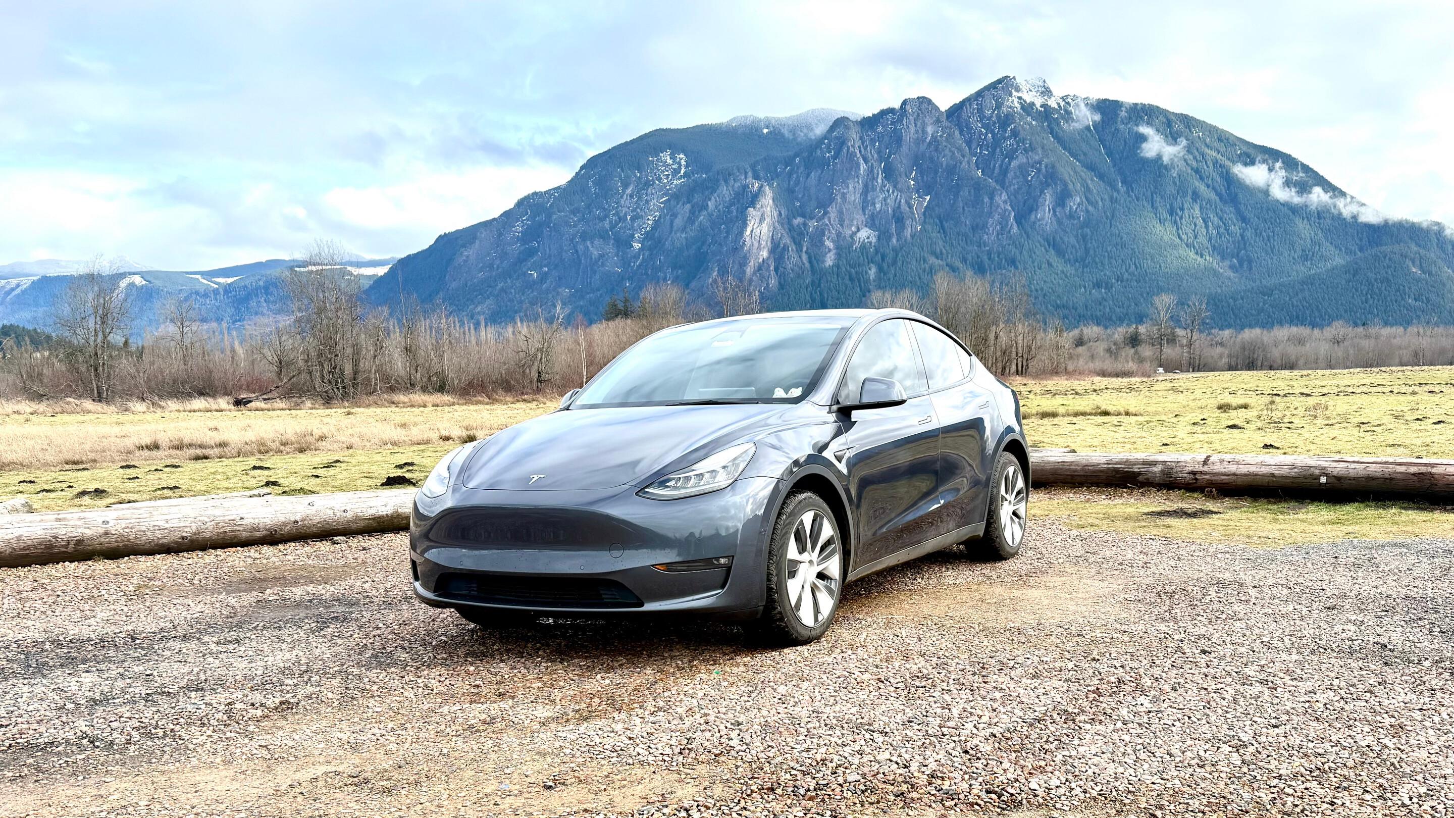 Tesla Model Y 2022 in Bellevue, WA