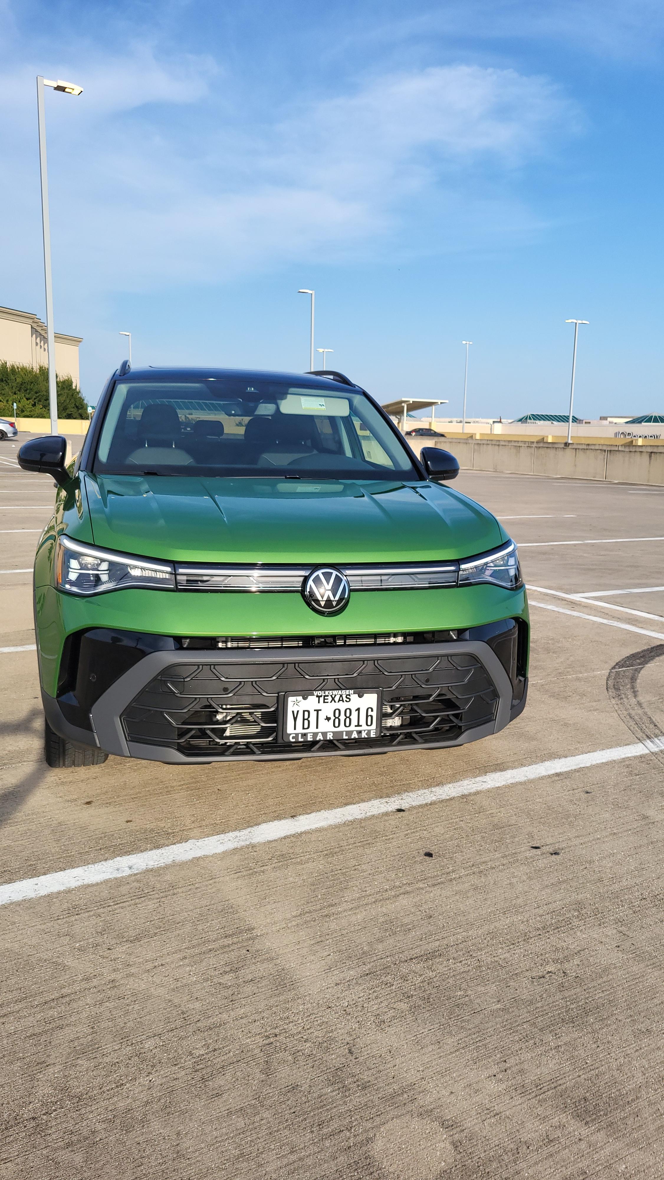 Volkswagen Taos 2026 in Friendswood, TX