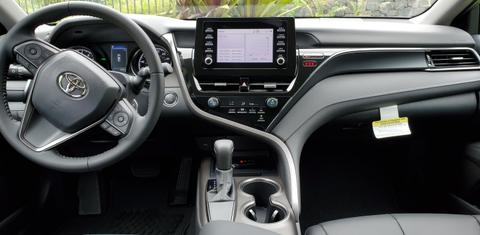 Toyota Camry 2021