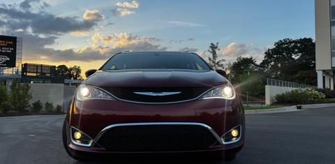Chrysler Pacifica 2017