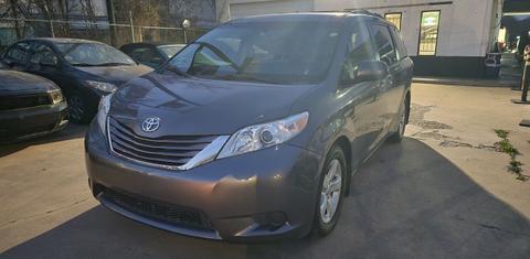 Toyota Sienna 2015