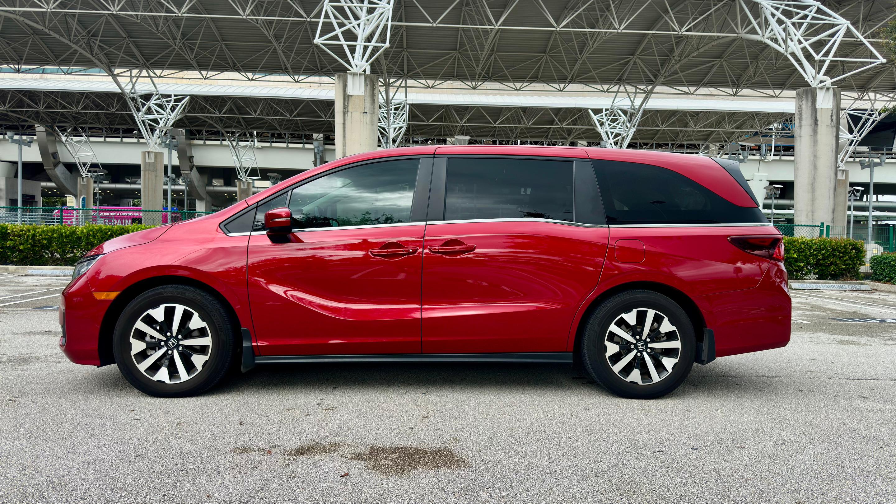 Honda Odyssey 2025 in Miami, FL