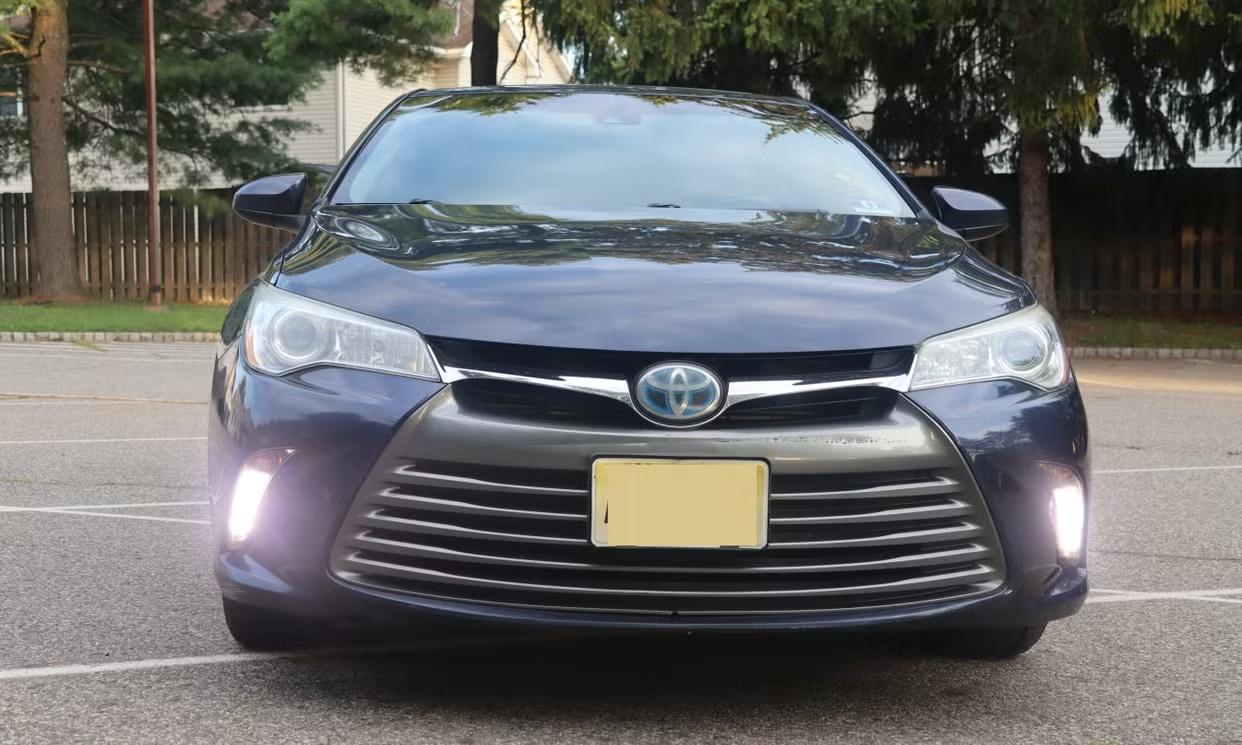 Toyota Camry Hybrid 2017 in 