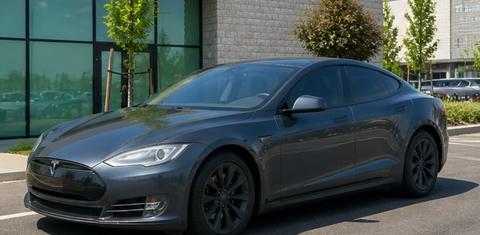 Tesla Model S 2016