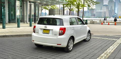 Scion xD 2012