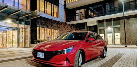 Hyundai Elantra 2022