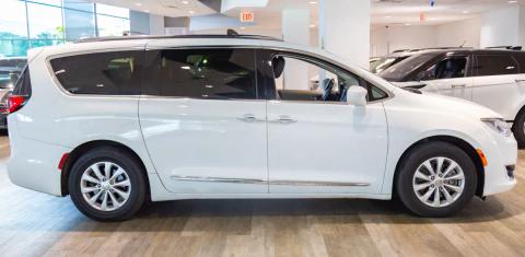 Chrysler Pacifica 2018