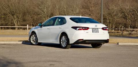 Toyota Camry 2024