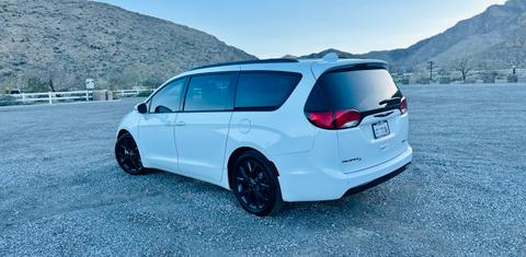 Chrysler Pacifica 2018