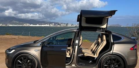 Tesla Model X 2016