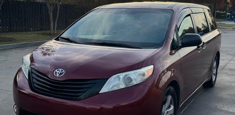 Toyota Sienna 2015