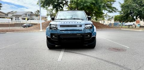 Land Rover Defender 2023
